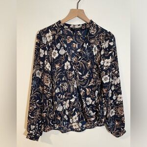 Lush Floral Wrap Blouse Long Sleeve Shirt Size Small Blue & White EUC Office